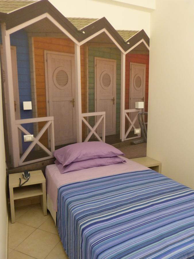 Hotel D'Annunzio Cattolica Exterior foto