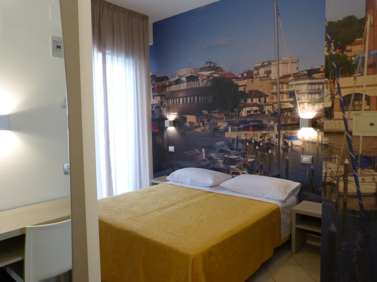 Hotel D'Annunzio Cattolica Exterior foto